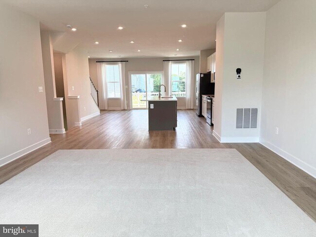 7840 Blackbriar Wy in Laurel, MD - Building Photo - Building Photo