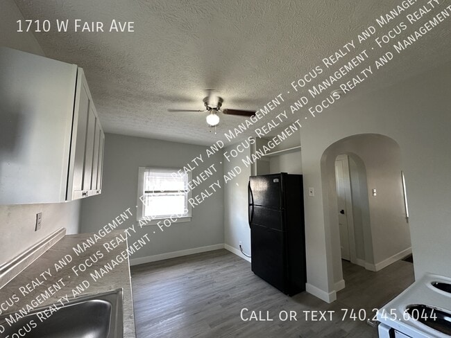 1710 W Fair Ave in Lancaster, OH - Building Photo - Building Photo