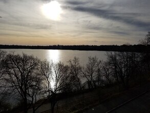 4430 W Lake Harriet Pkwy in Minneapolis, MN - Building Photo - Building Photo
