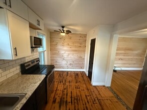 417 S 8th St in Murray, KY - Building Photo - Building Photo