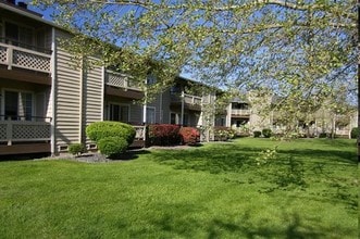 Aspen Glade Apartments in Enumclaw, WA - Building Photo - Building Photo