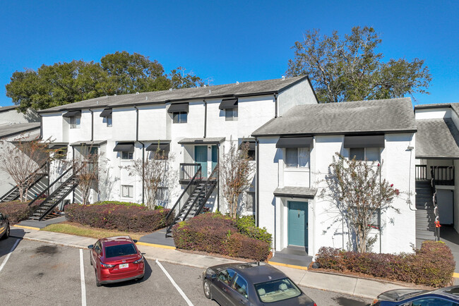 Avalon Apartments in Orlando, FL - Building Photo - Building Photo