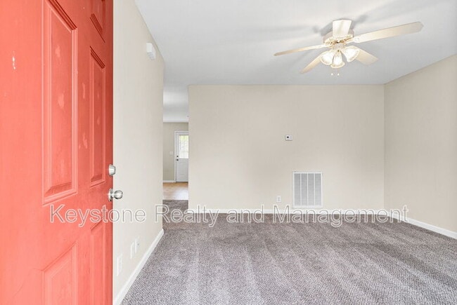 942 Kingsbury Dr in Clarksville, TN - Building Photo - Building Photo