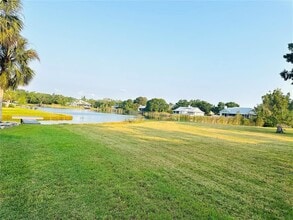 4634 McIntosh Rd in Sarasota, FL - Building Photo - Building Photo