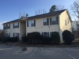 1200 Stonehaven Cir Apartments