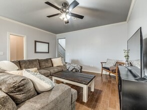 3700 Catamaran Dr in Yukon, OK - Building Photo - Building Photo