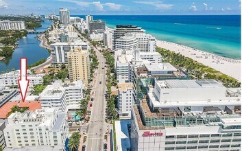 215 30th St in Miami Beach, FL - Building Photo - Building Photo