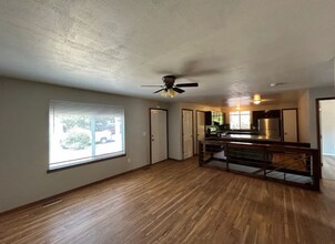 18966 E Gunnison Pl in Aurora, CO - Building Photo - Building Photo