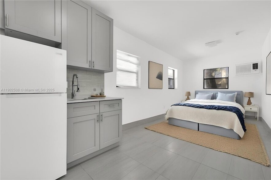 13390 NE 6th Ave, Unit 11 in North Miami, FL - Building Photo