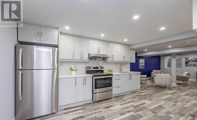 property at 62 Goldcrest Rd