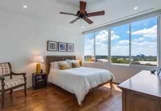 200 Patterson Ave in San Antonio, TX - Building Photo - Building Photo