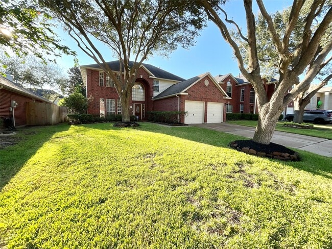 17607 W Copper Lakes Dr in Houston, TX - Building Photo - Building Photo