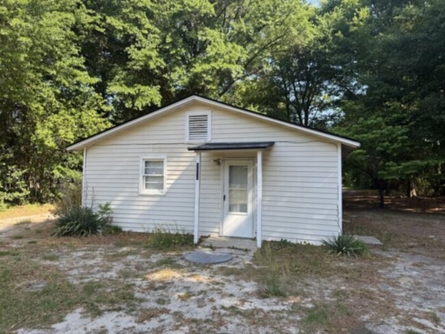 property at 2654 Everitte St