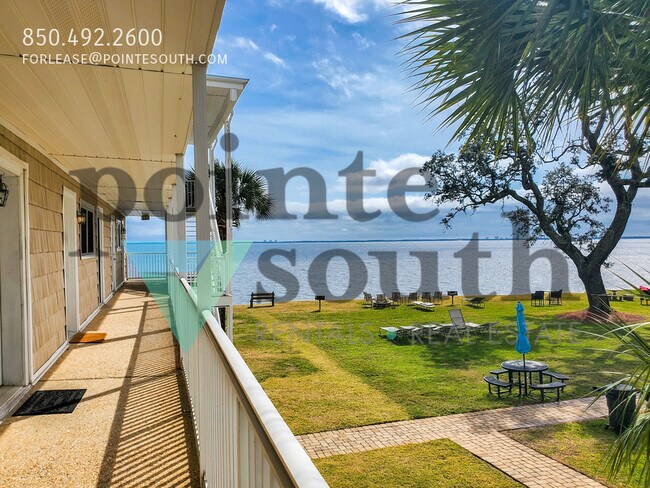 710 Scenic Hwy in Pensacola, FL - Building Photo - Building Photo