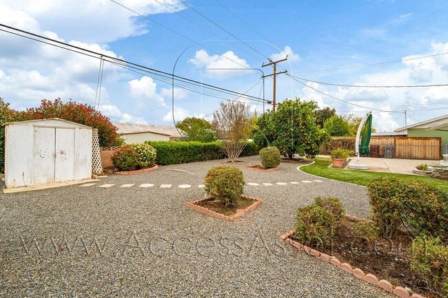 29090 Del Monte Dr in Menifee, CA - Building Photo - Building Photo