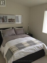 1961 Victoria Park Ave in Toronto, ON - Building Photo - Building Photo