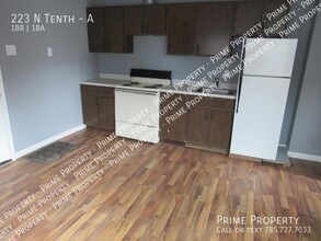 223 N Tenth St in Salina, KS - Building Photo - Building Photo
