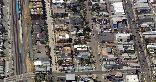 The Shores in Oceanside, CA - Building Photo - Building Photo