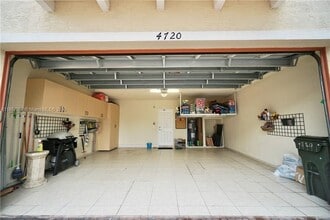 4720 Monarch Way in Coconut Creek, FL - Building Photo - Building Photo