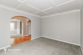 5456 The Vyne Ave in College Park, GA - Building Photo - Building Photo