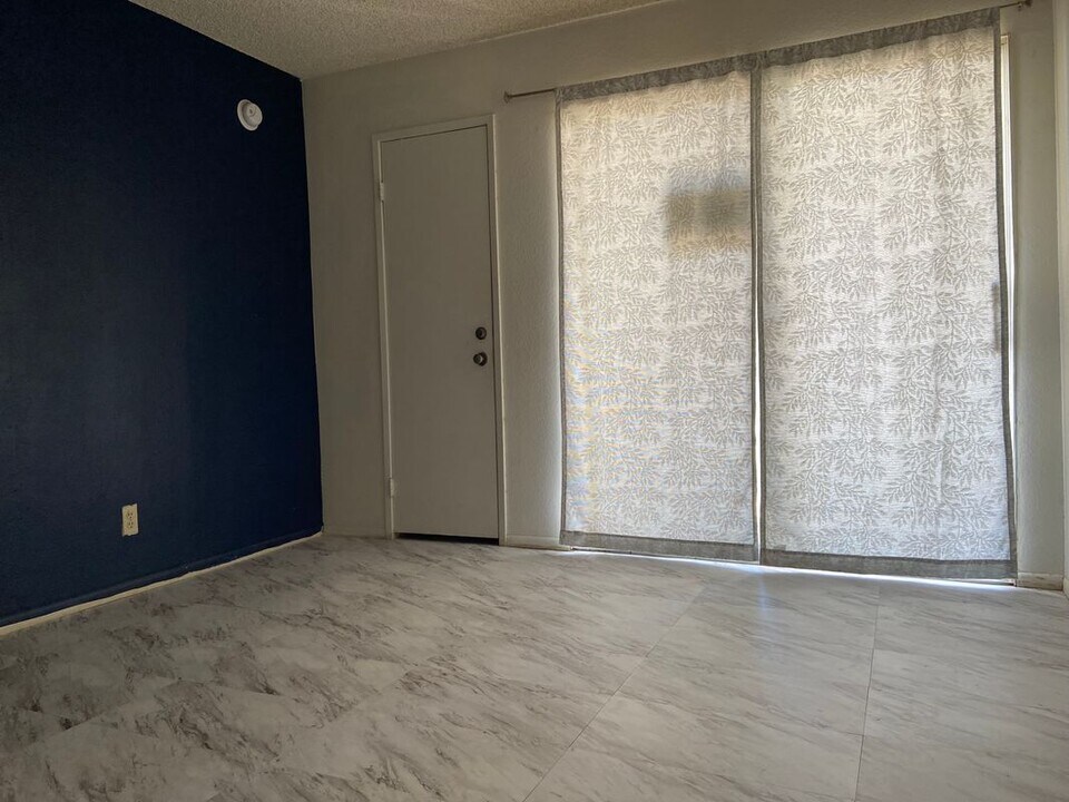 9645 Spyglass Ave in Desert Hot Springs, CA - Building Photo