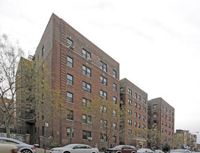 4541 39th Pl in Sunnyside, NY - Foto de edificio - Building Photo