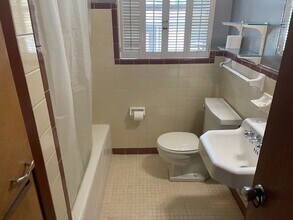 633-635 Stiles Ave in Tallahassee, FL - Building Photo - Building Photo