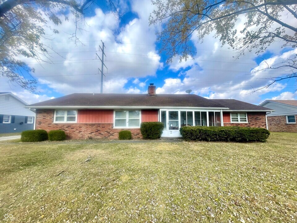 3110 W Cypress Dr in Muncie, IN - Building Photo