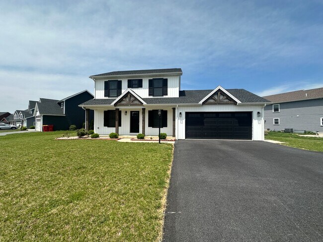 2040 Jelena Rd in Shippensburg, PA - Building Photo - Building Photo