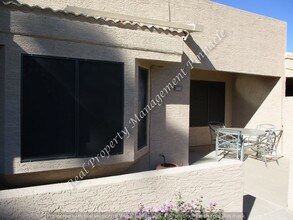 14300 W Bell Rd-Unit -UNIT 228 in Surprise, AZ - Building Photo - Building Photo