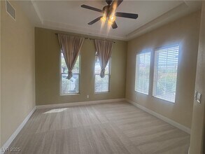 10323 Koala Forest St in Las Vegas, NV - Building Photo - Building Photo