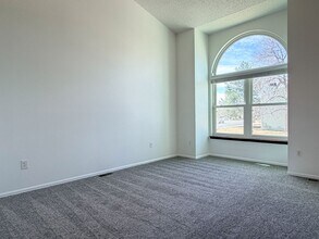 2931 W Rowland Ave in Littleton, CO - Building Photo - Building Photo