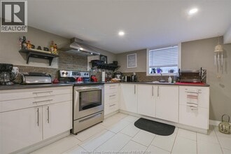 3205 Morris Dr in Windsor, ON - Building Photo - Building Photo