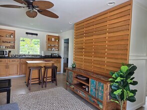 465 Kawailoa Rd, Unit D in Kailua, HI - Building Photo - Building Photo