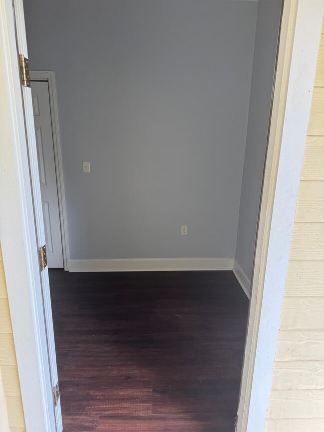 property at 1846 Belle Vue Way