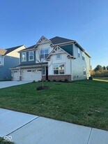 7581 Fallsworth Dr in Avon, IN - Building Photo