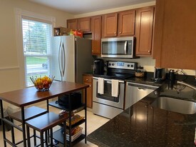 6831 Maryland Ave in Frederick, MD - Building Photo