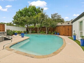 5512 Bent Tree Dr in Dallas, TX - Building Photo - Building Photo