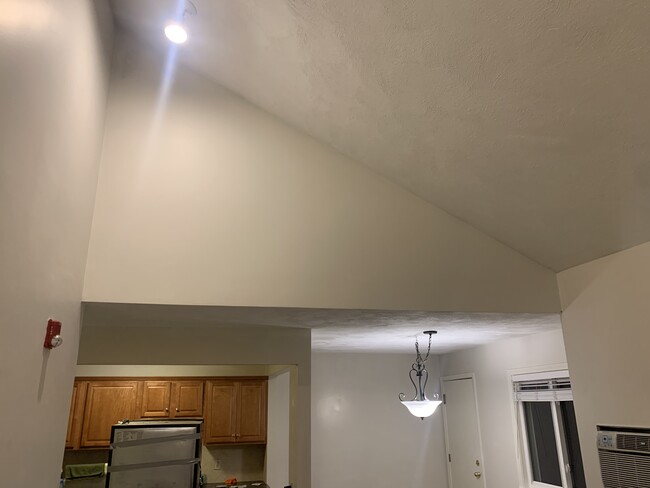 400 New River Rd, Unit 506 in Manville, RI - Building Photo - Building Photo