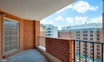 1230 23rd St NW in Washington, DC - Building Photo - Building Photo