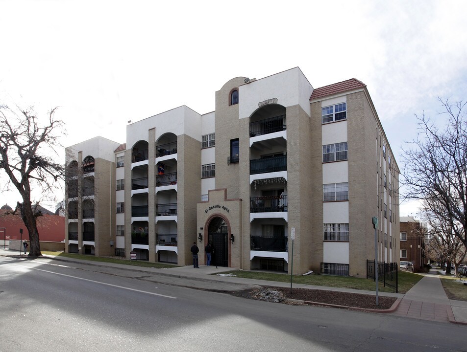 El Castillo Apartments in Denver, CO - Foto de edificio