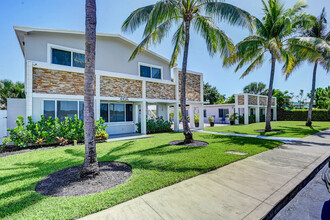 Loch Haven in Lake Worth, FL - Foto de edificio - Building Photo