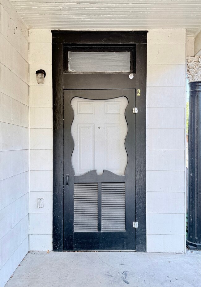 429 E Carson St in San Antonio, TX - Building Photo - Building Photo