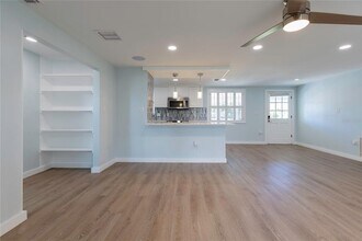 5923 Briarwood Ave in Sarasota, FL - Building Photo - Building Photo