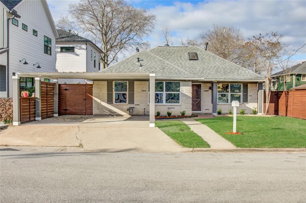 1109 Moody St in Houston, TX - Building Photo