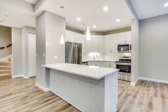 1730 N Clark St in Chicago, IL - Building Photo - Building Photo