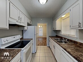 3318 Crain Cove in Memphis, TN - Foto de edificio - Building Photo