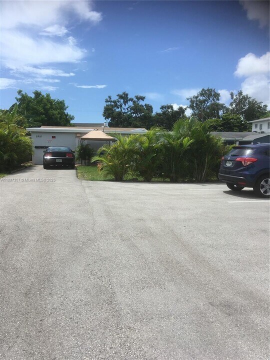 2818 Fillmore St in Hollywood, FL - Building Photo