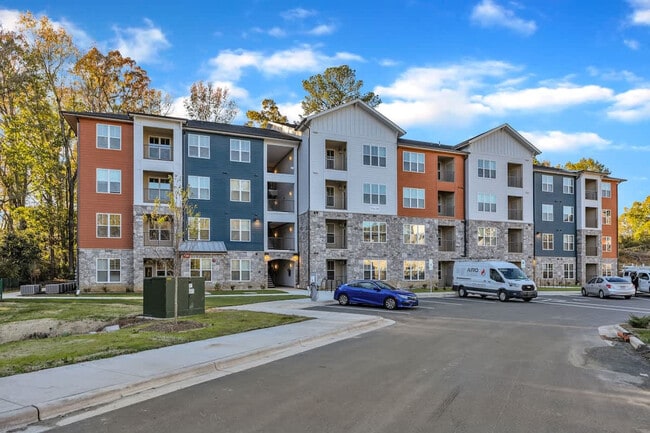 515 Pleasant Dr in Durham, NC - Foto de edificio - Building Photo