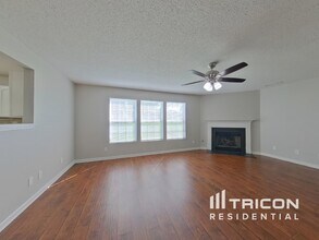5104 Mintvale Dr in Charlotte, NC - Building Photo - Building Photo